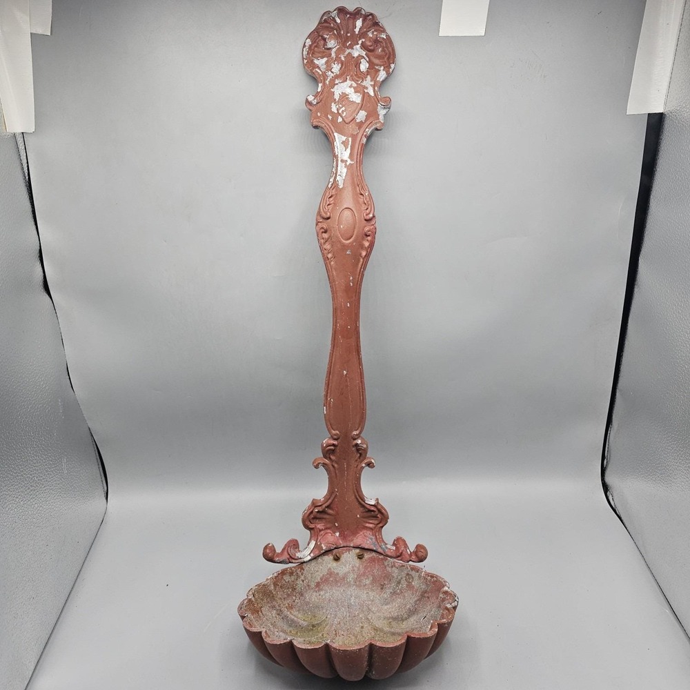 Vintage Red Cast Metal Spoon Wall Plant Planter Scallop Farmhouse Chic Chippy